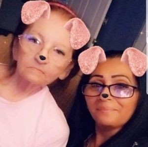 Meet your Posher, Enedina